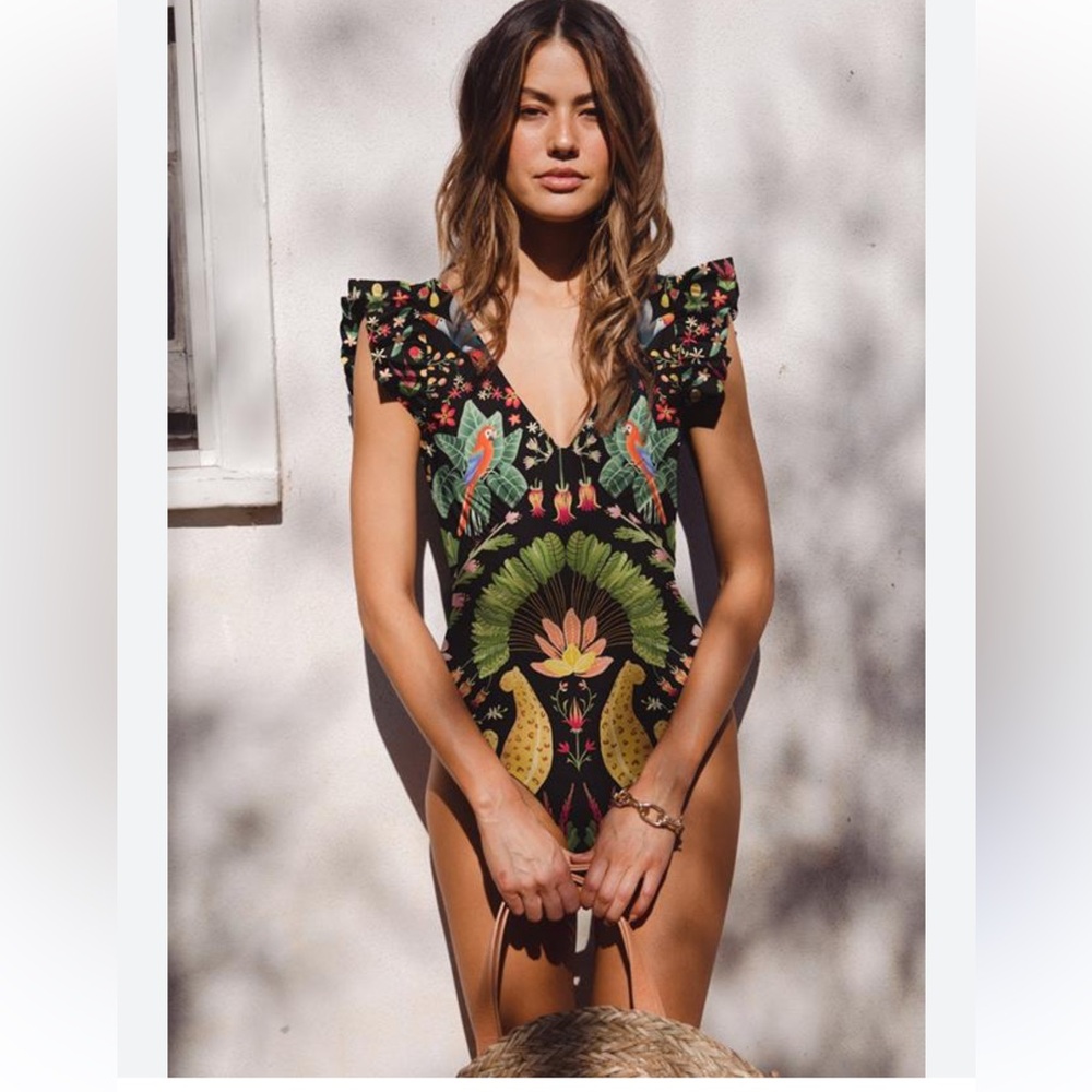 Averie Blaise Plunge Neckline‎ One Piece Swimsuit In Rainforest Size XXXL
